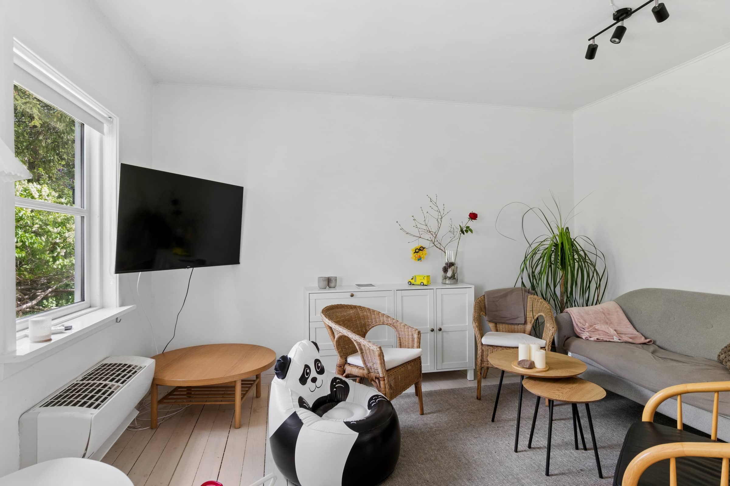 Hyggeligt sommerhus i Nykøbing Sjælland billede 2