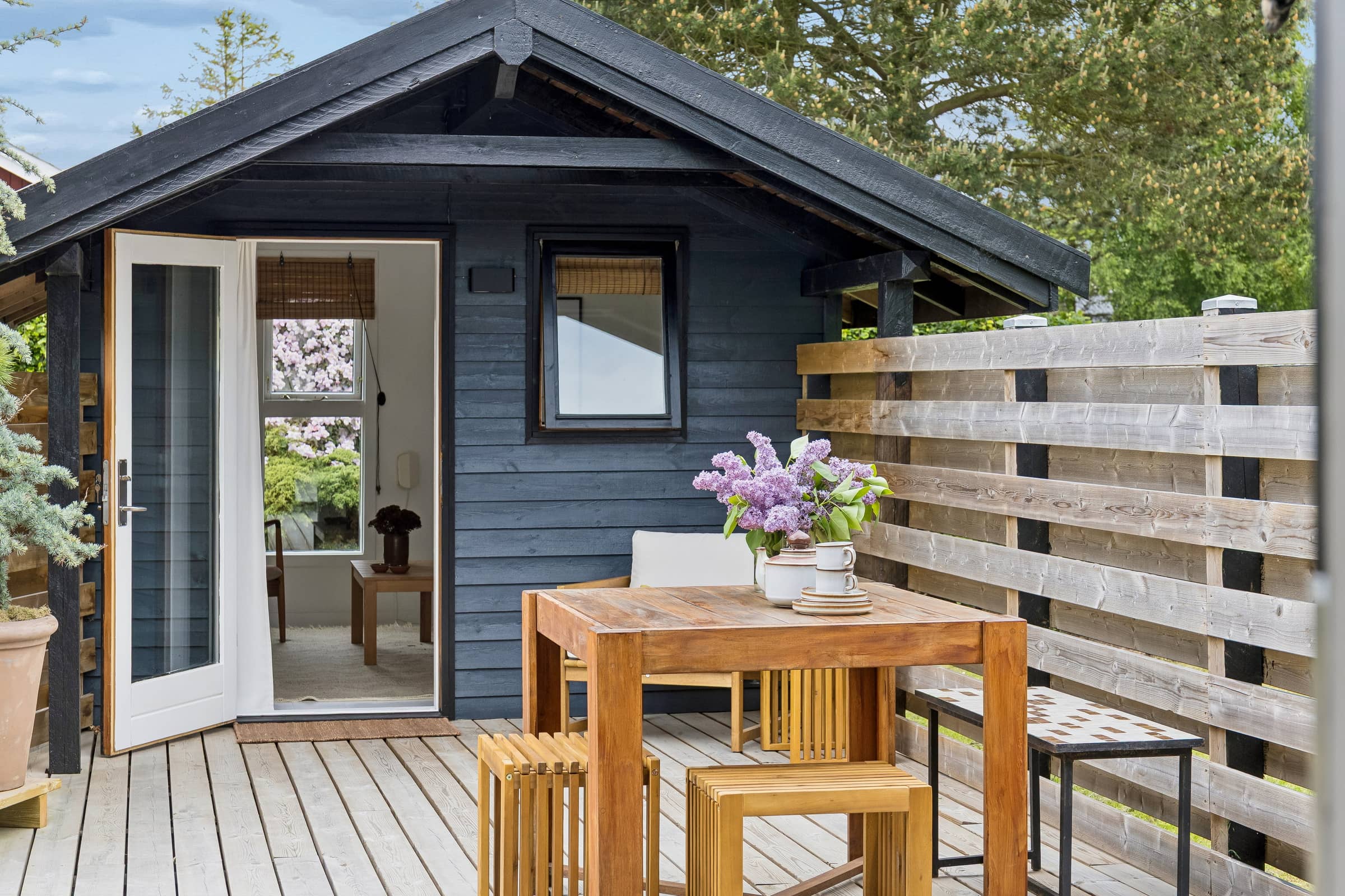 Hyggeligt lille sommerhus i Hummingen billede 2