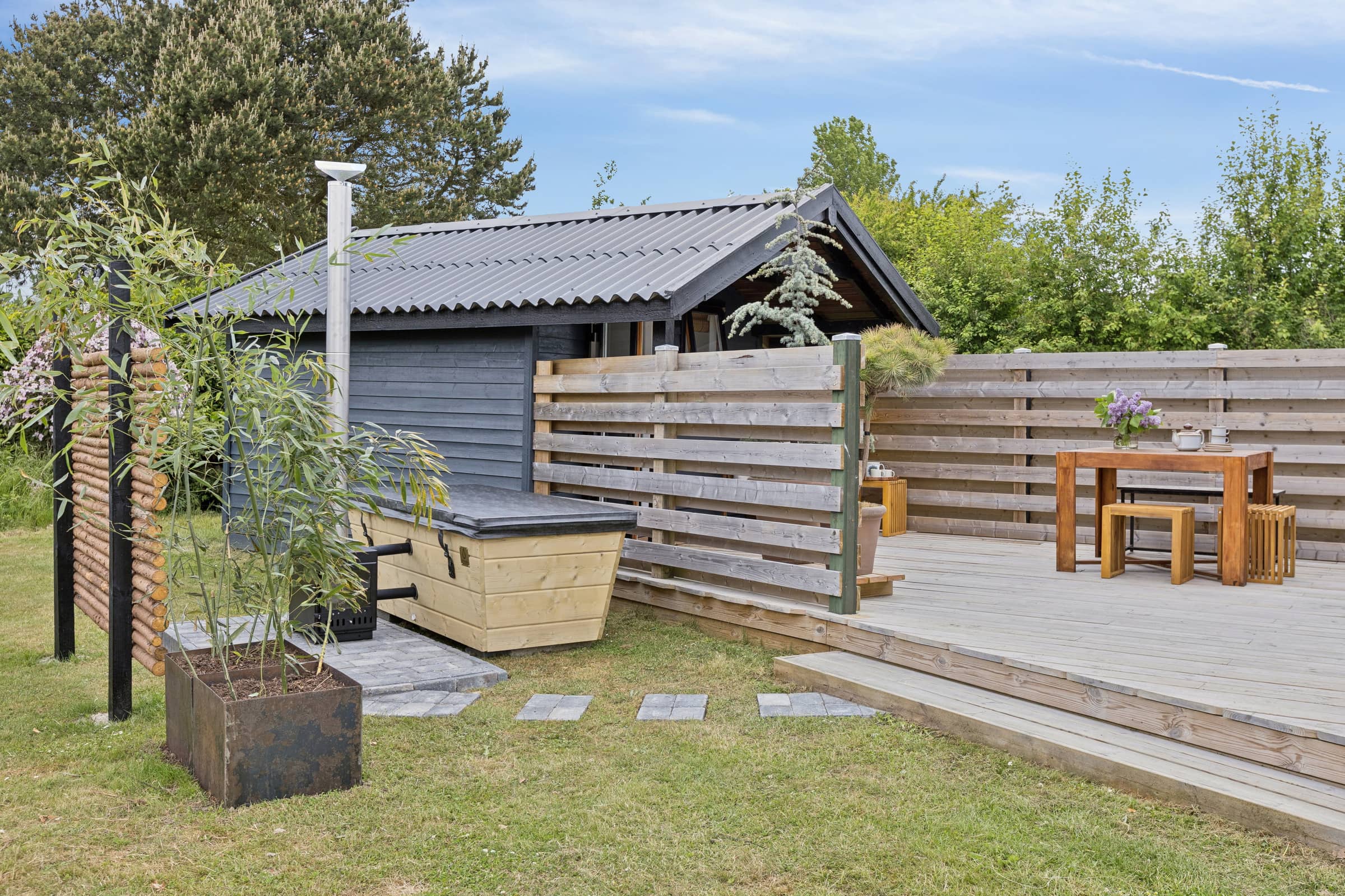 Hyggeligt lille sommerhus i Hummingen billede 3