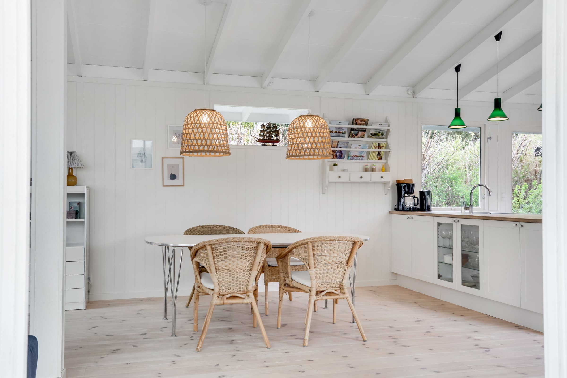 Nyrenoveret hus 2021. Lige ud til grøn natur hovedbillede