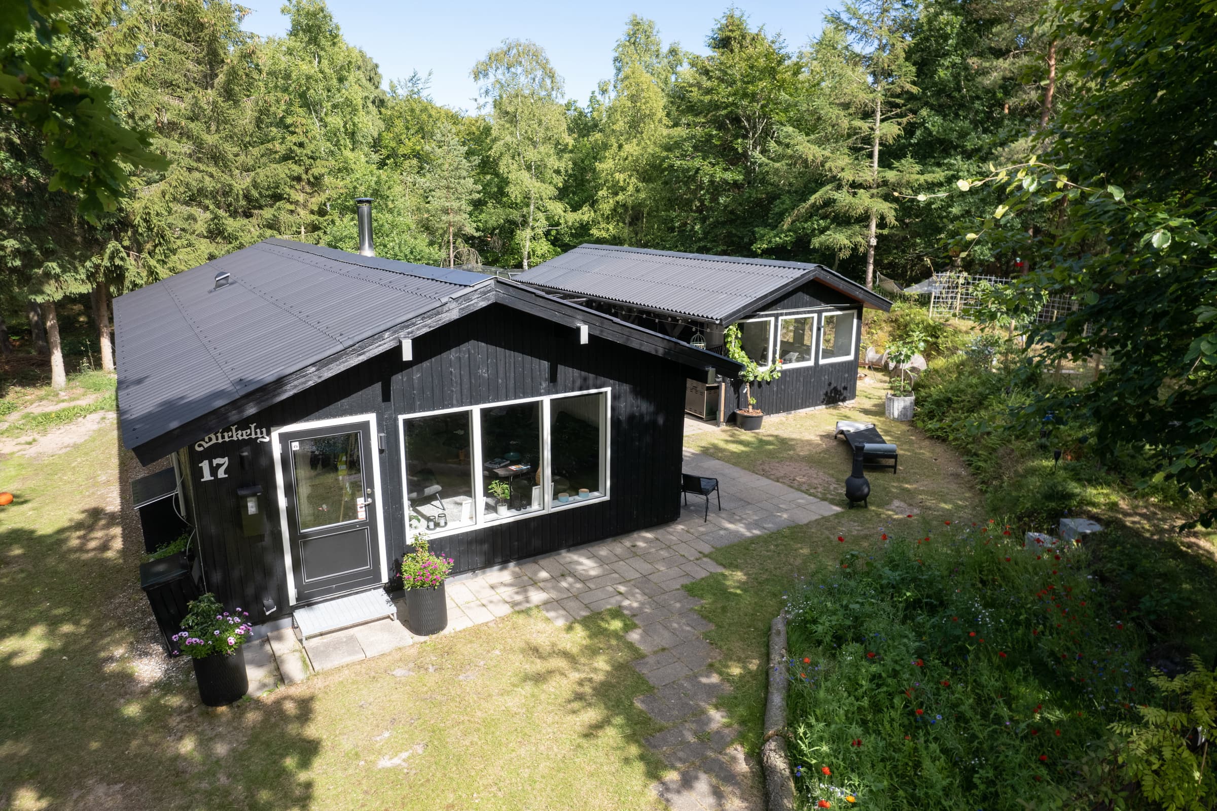 Hyggeligt sommerhus, der ligger utrolig naturskøn hovedbillede