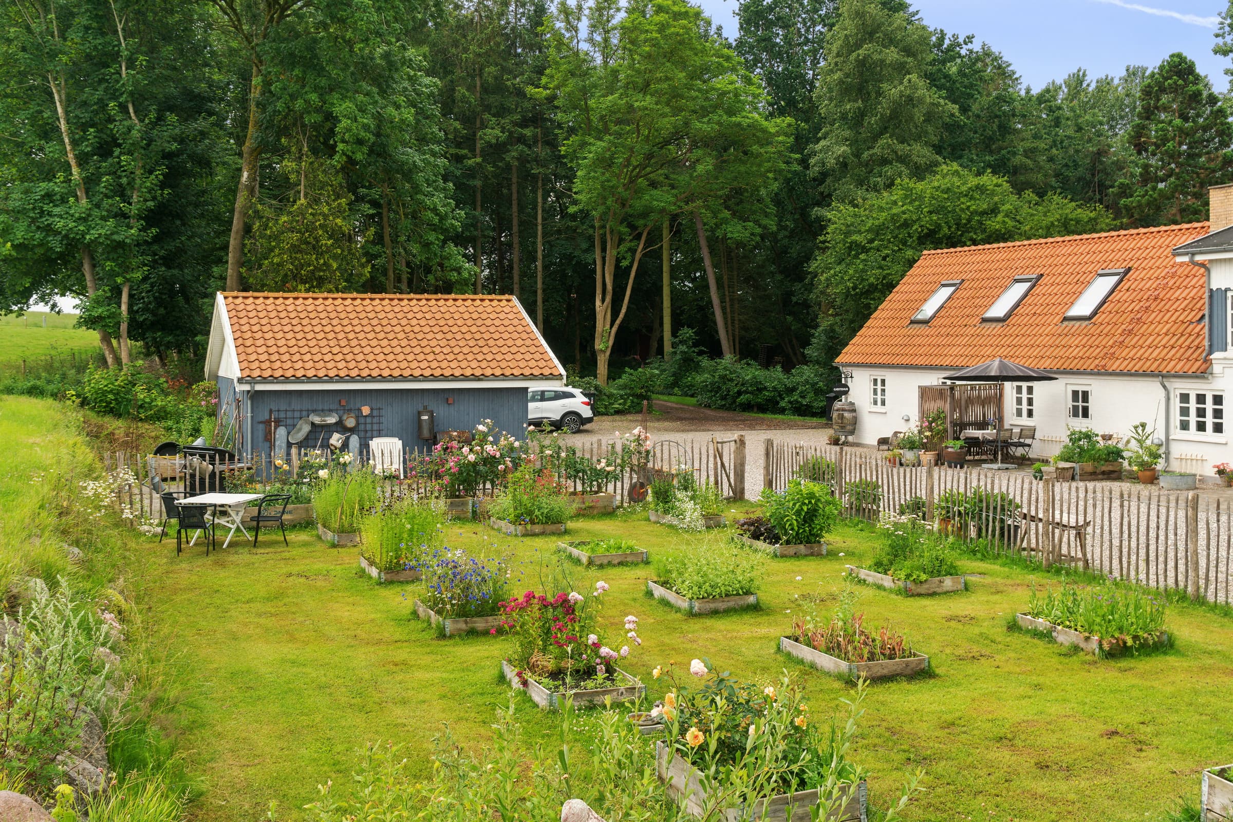 Landlig idyl og smukt landskab hovedbillede