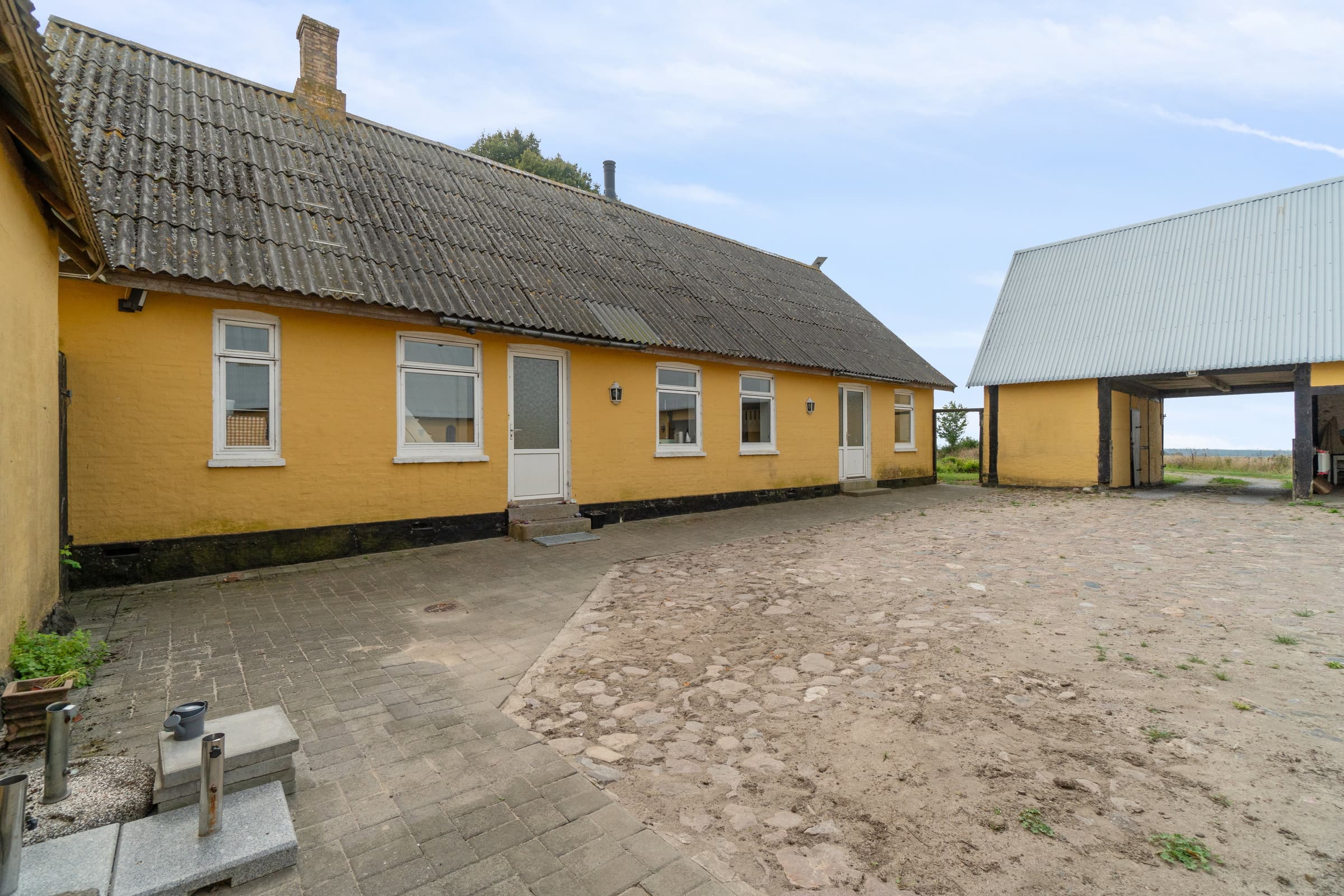 Idyllisk landsted med havudsigt og solnedgange - billede 1