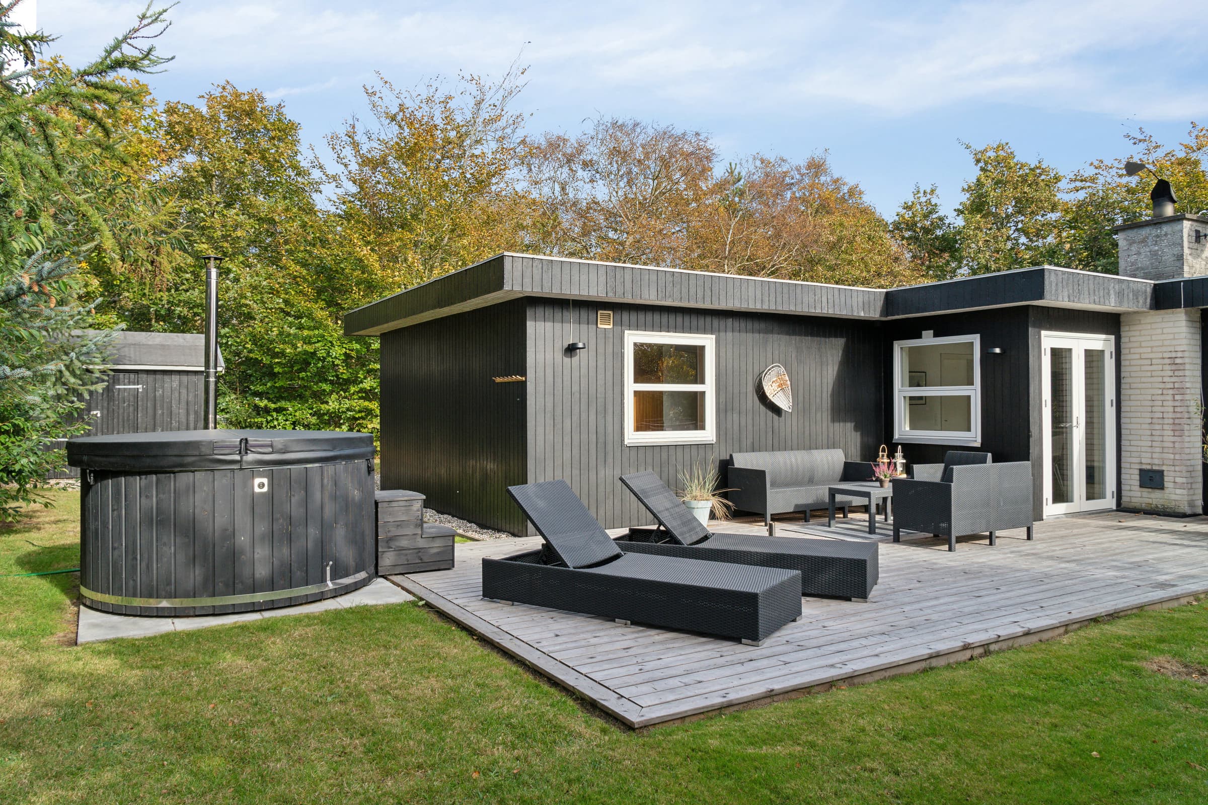 Skønt sommerhus kun 200 m fra Ringkøbing Fjord - billede 1
