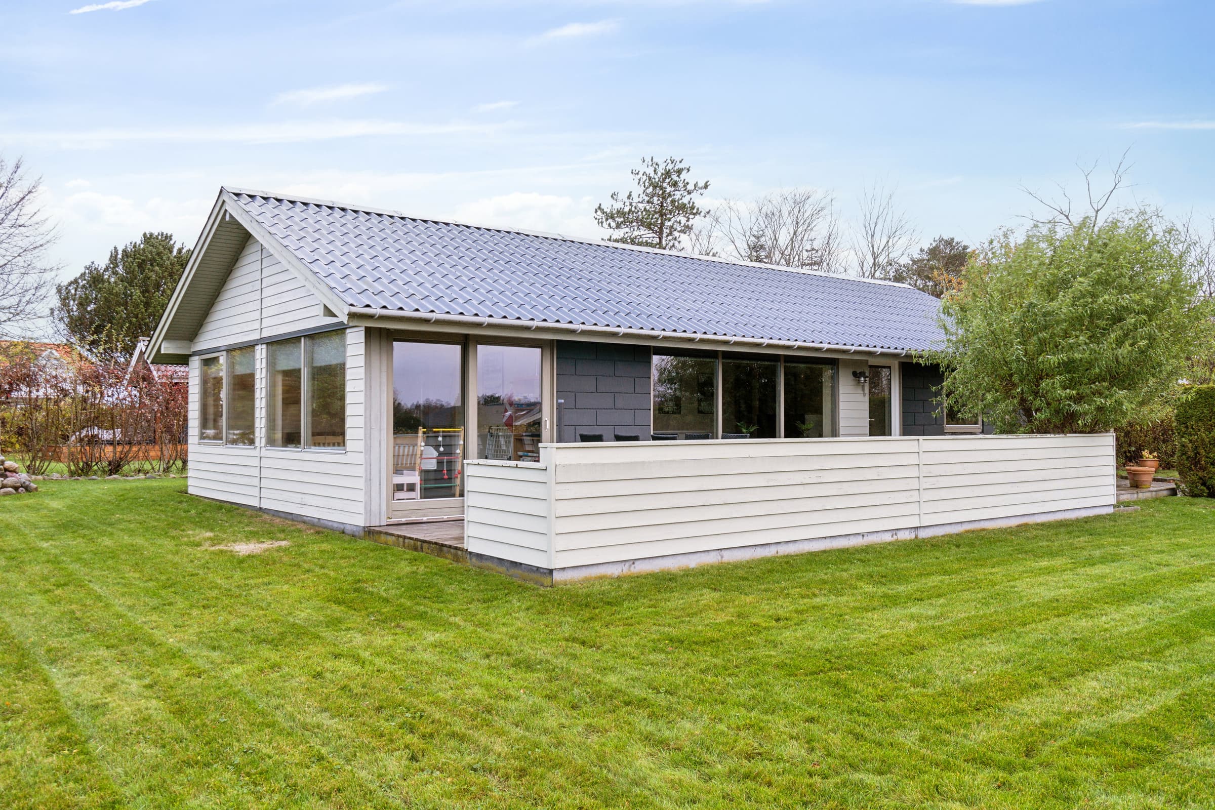Hyggeligt sommerhus ved Karrebæksminde - Ladeboks - billede 1