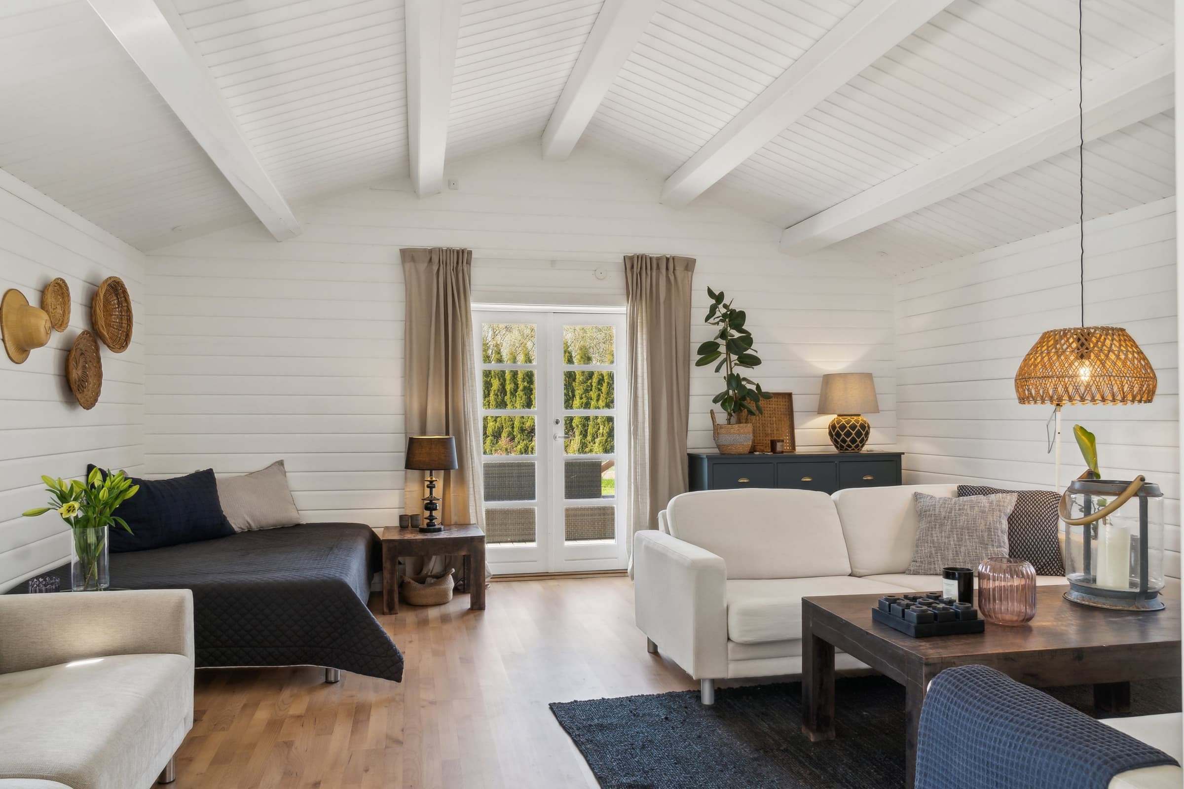 Nyd atmosfæren af et hyggeligt sommerhus  hovedbillede