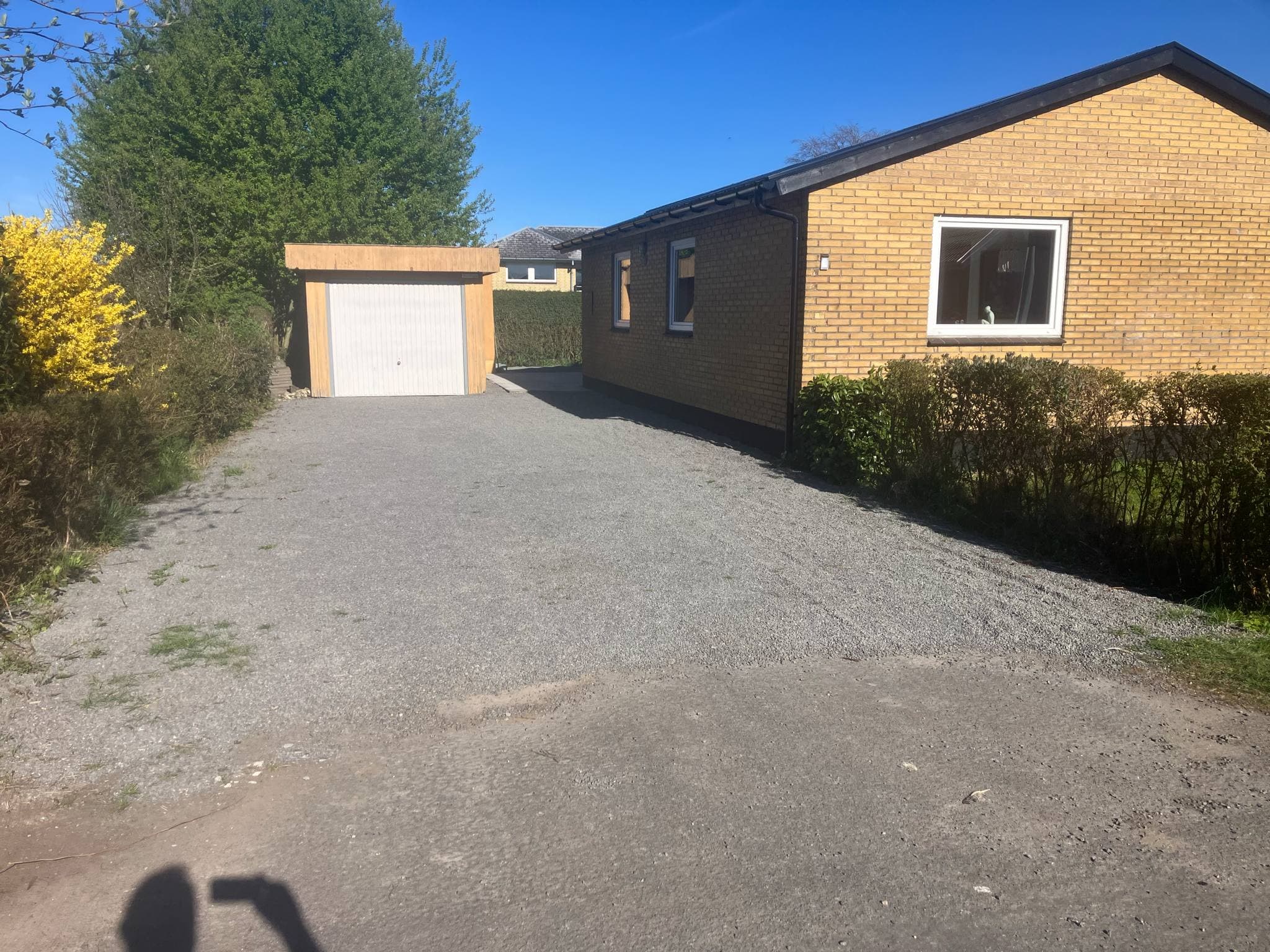 Ægte sommerhusstemning ved strand og klitter hovedbillede