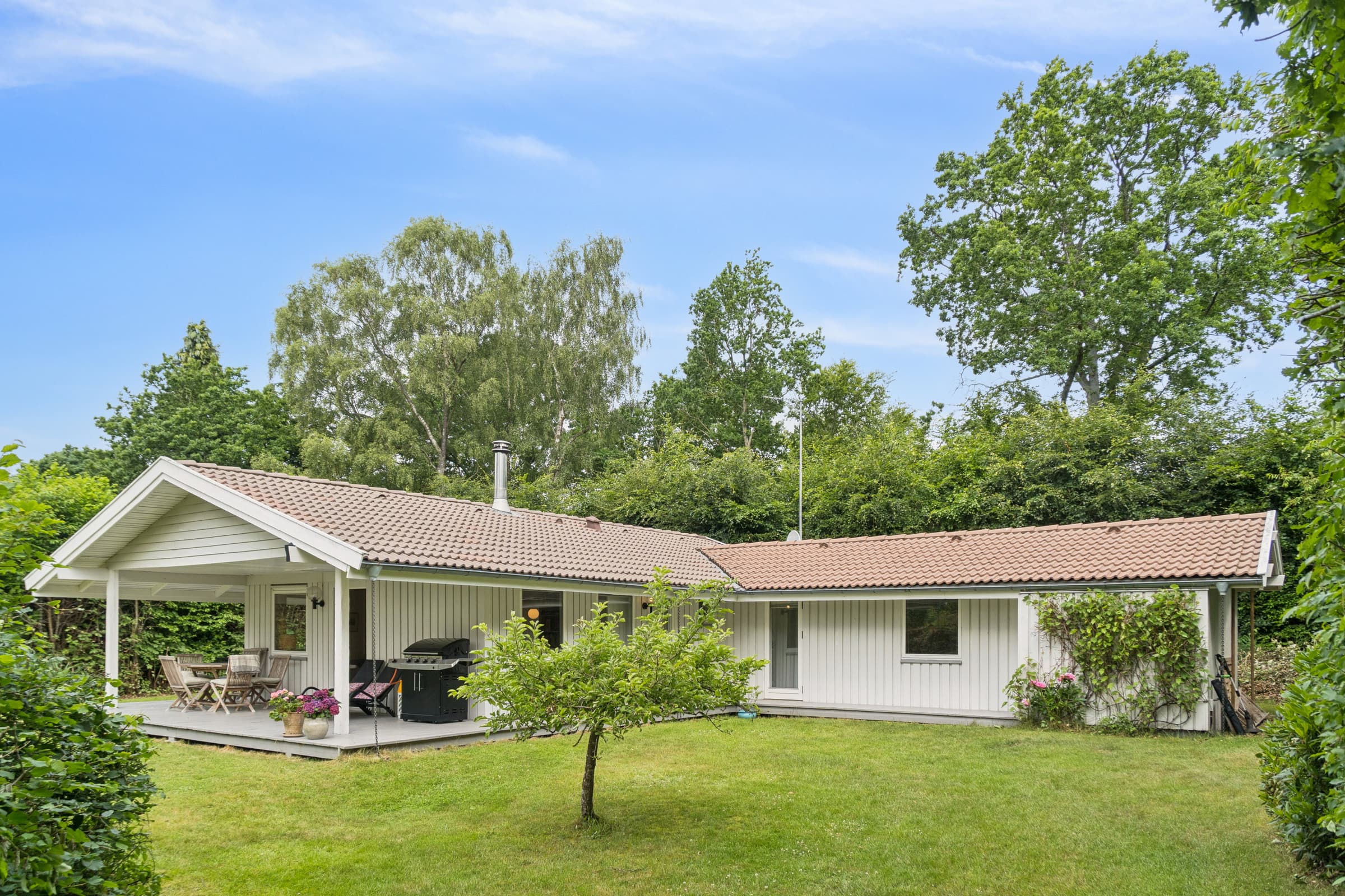 Hyggeligt og velindrettet sommerhus i Hornbæk - billede 1