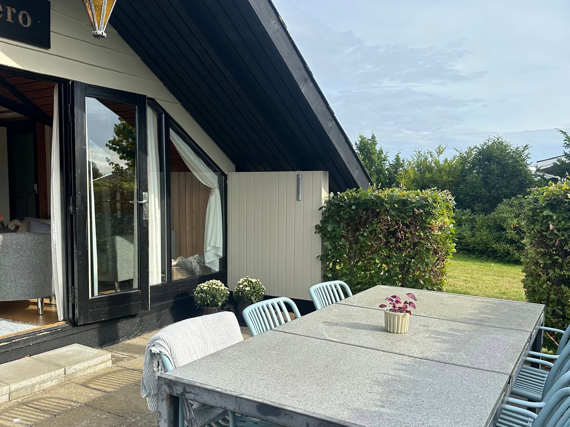 Hyggeligt naturskønt sommerhus- nyt køkken og bad - billede 1