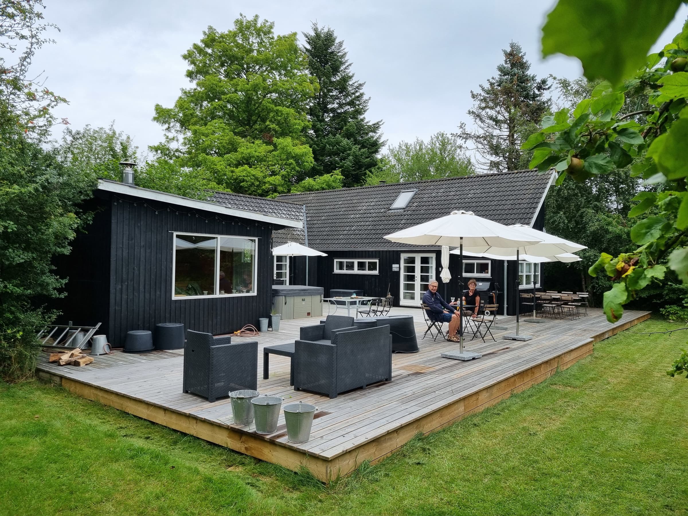 Moderne hus til kip med udespa og sauna - billede 1