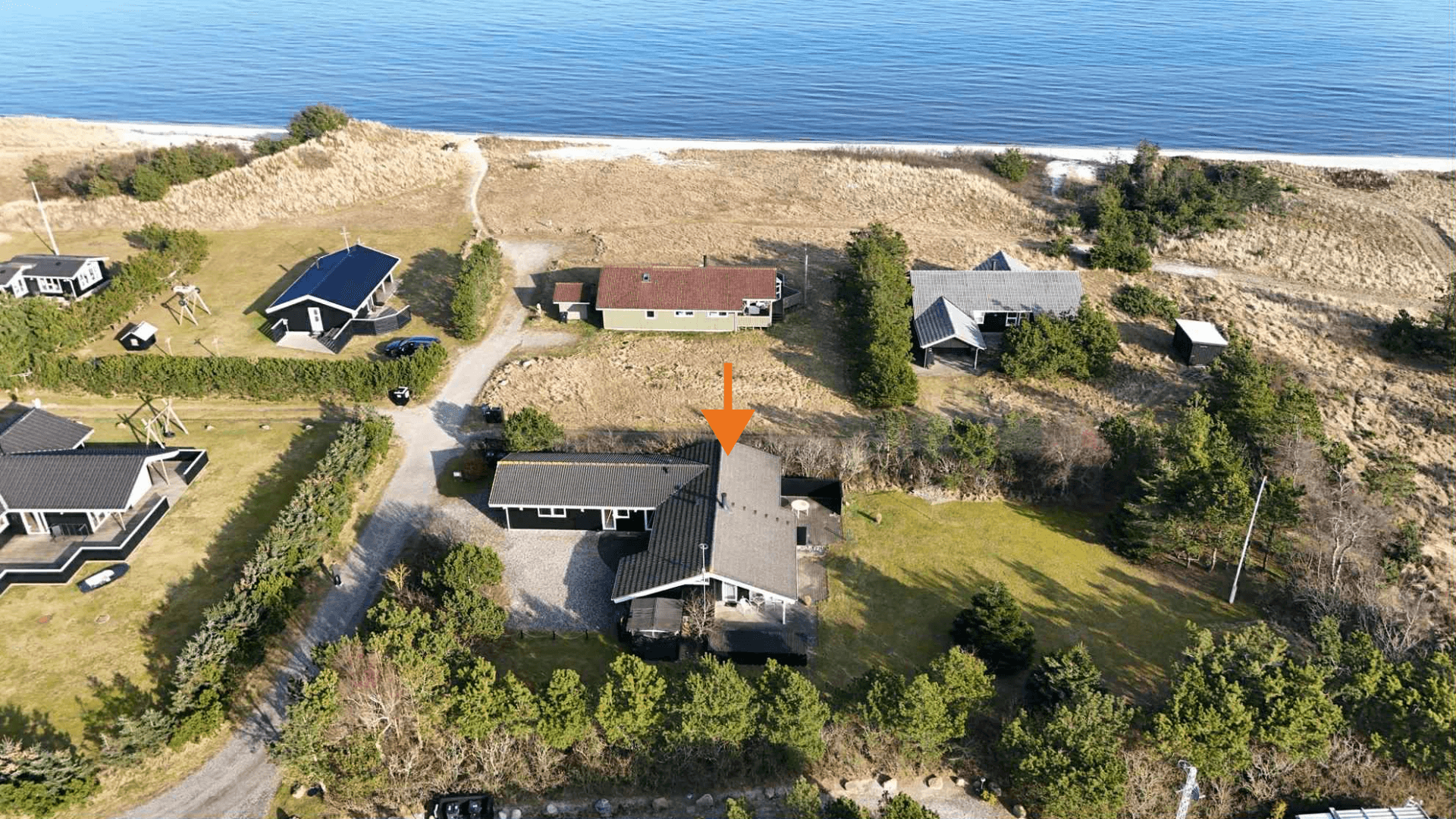Sommerhusidyl nær vandet og skønne Sæby - billede 1