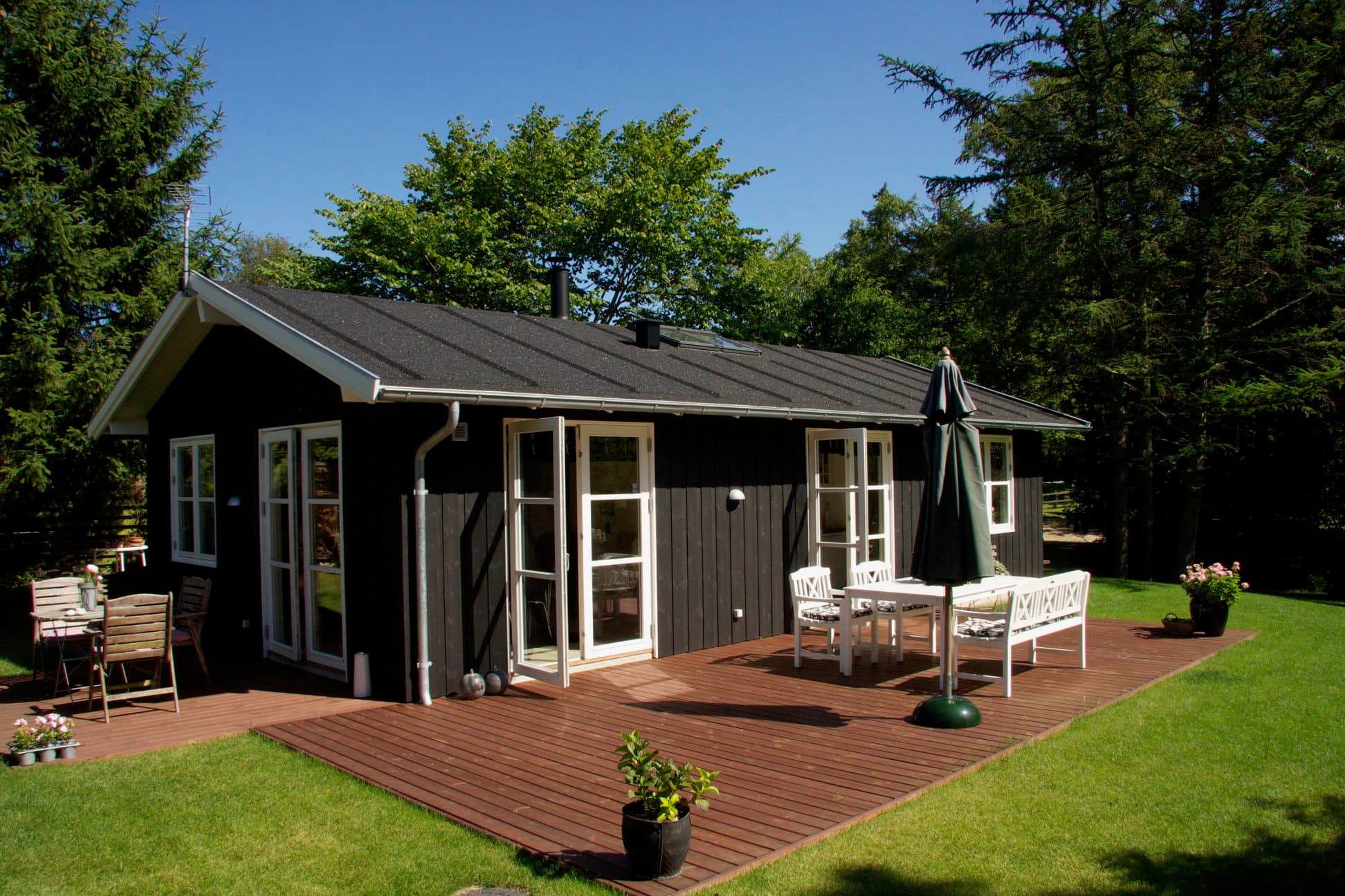 Hyggeligt sommerhus - billede 1