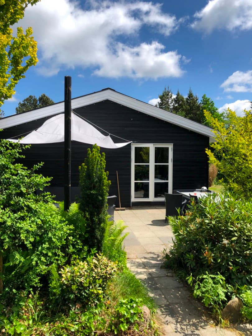 Sommerhus til familien med adgang til badeland - billede 1
