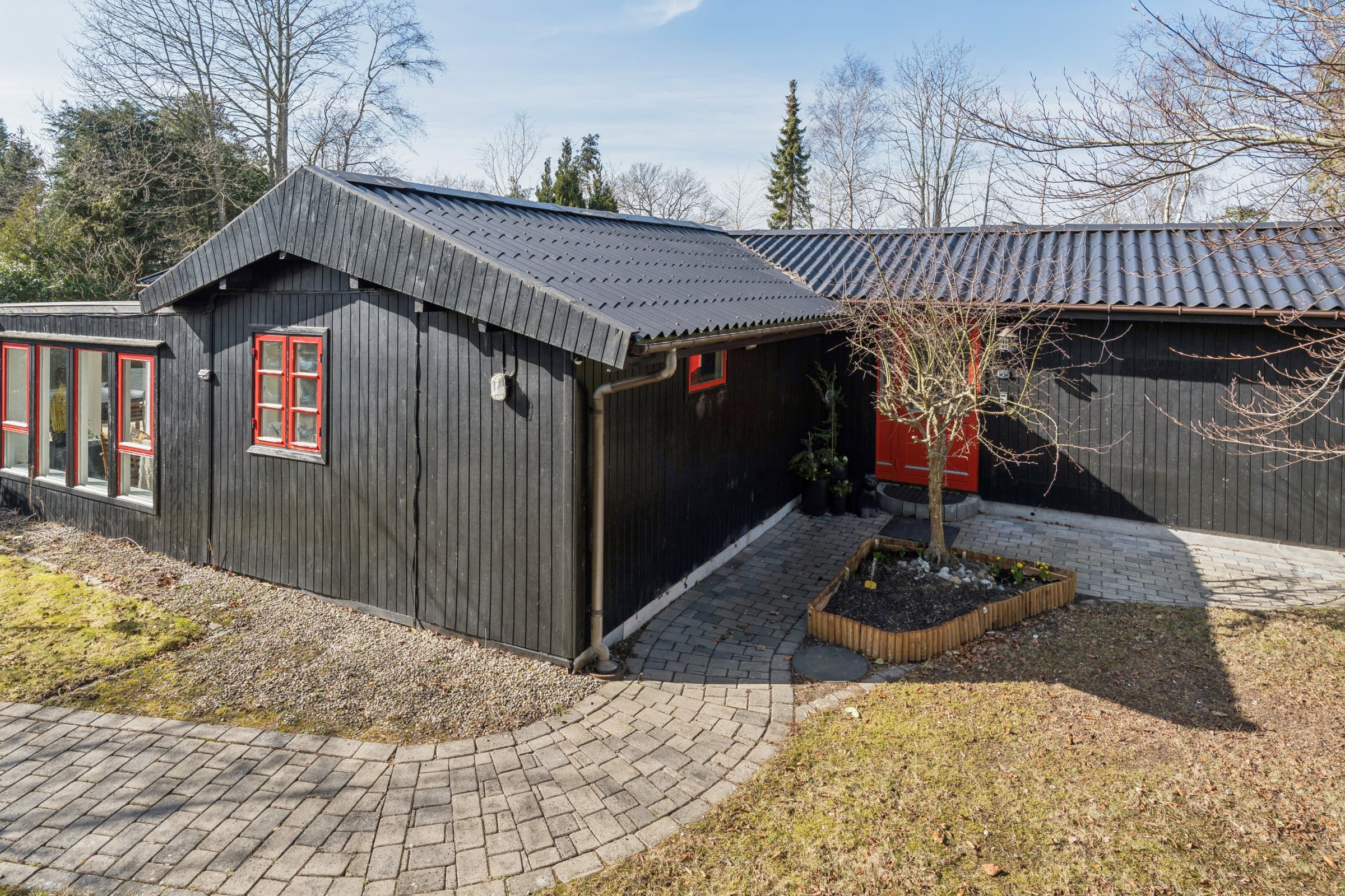 Dejligt sommerhus med super beliggenhed hovedbillede