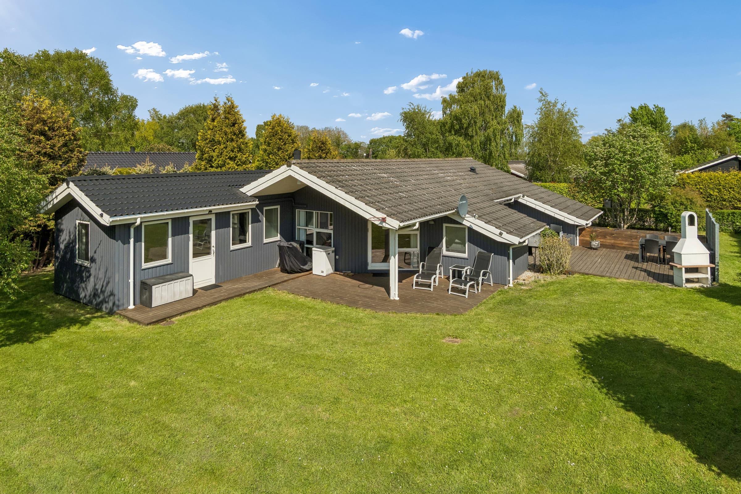 Dejligt sommerhus ved Kongsmark Strand hovedbillede