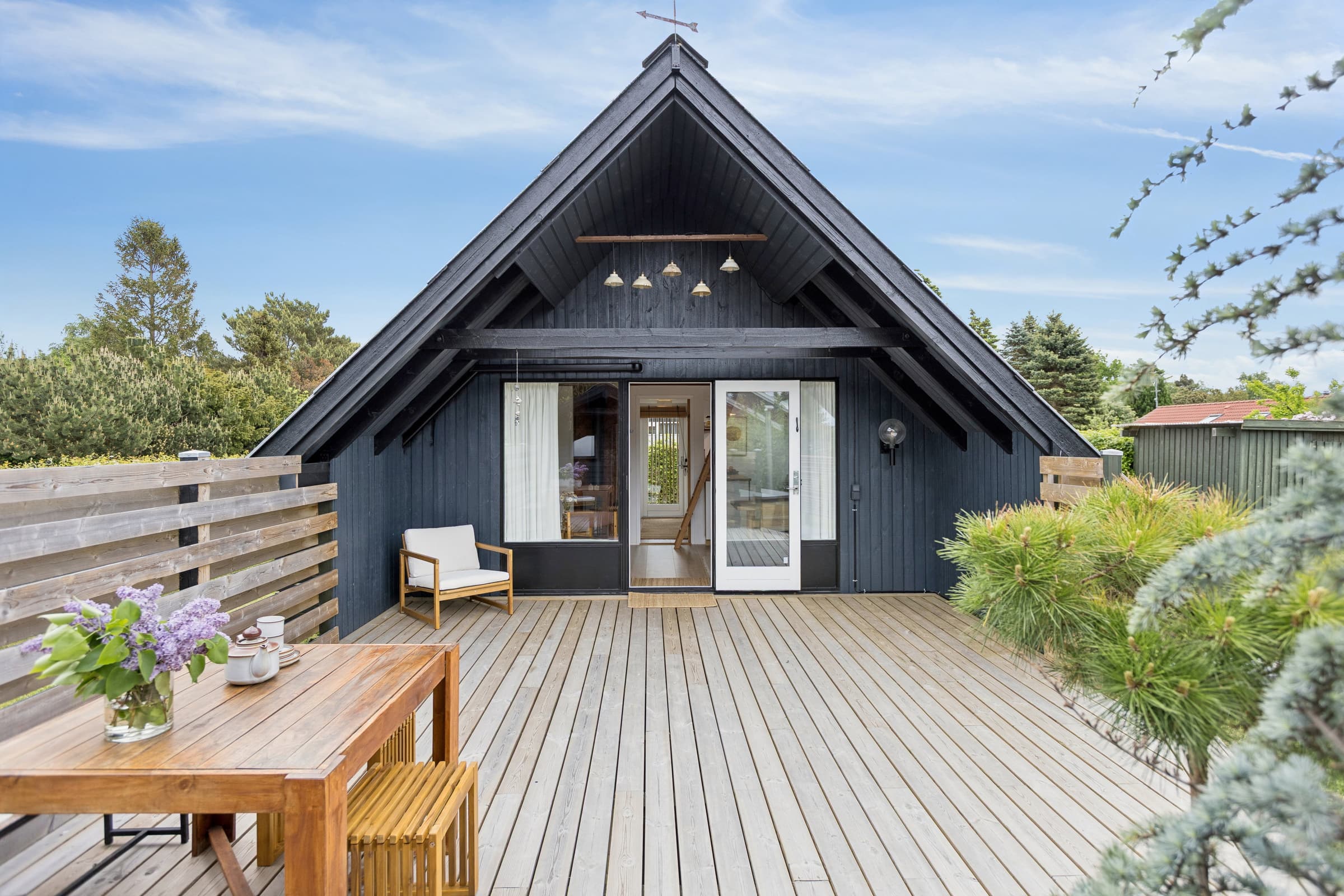 Hyggeligt lille sommerhus i Hummingen hovedbillede