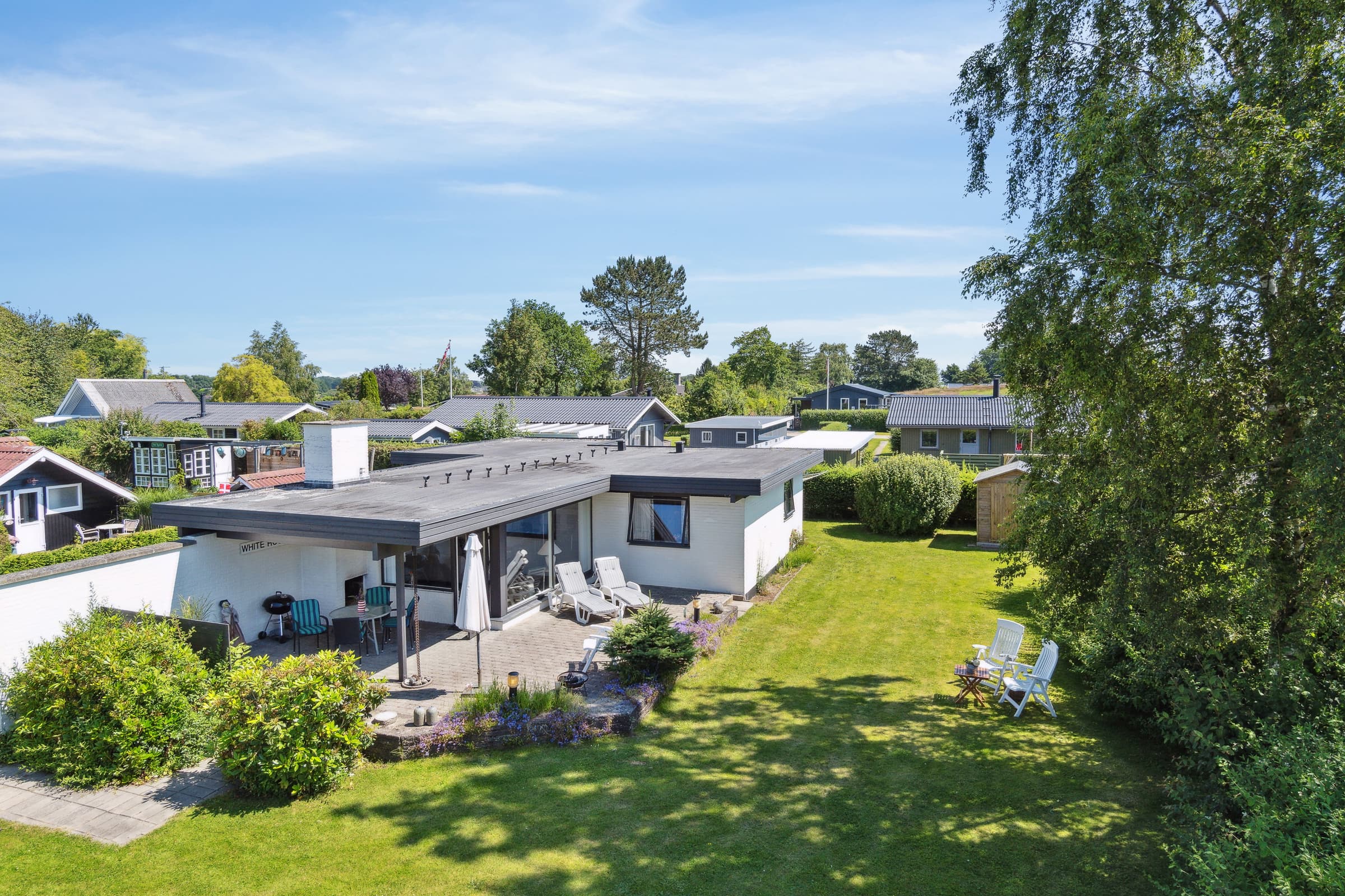 Stemningsfuldt sommerhus ved Hejlsminde - billede 1