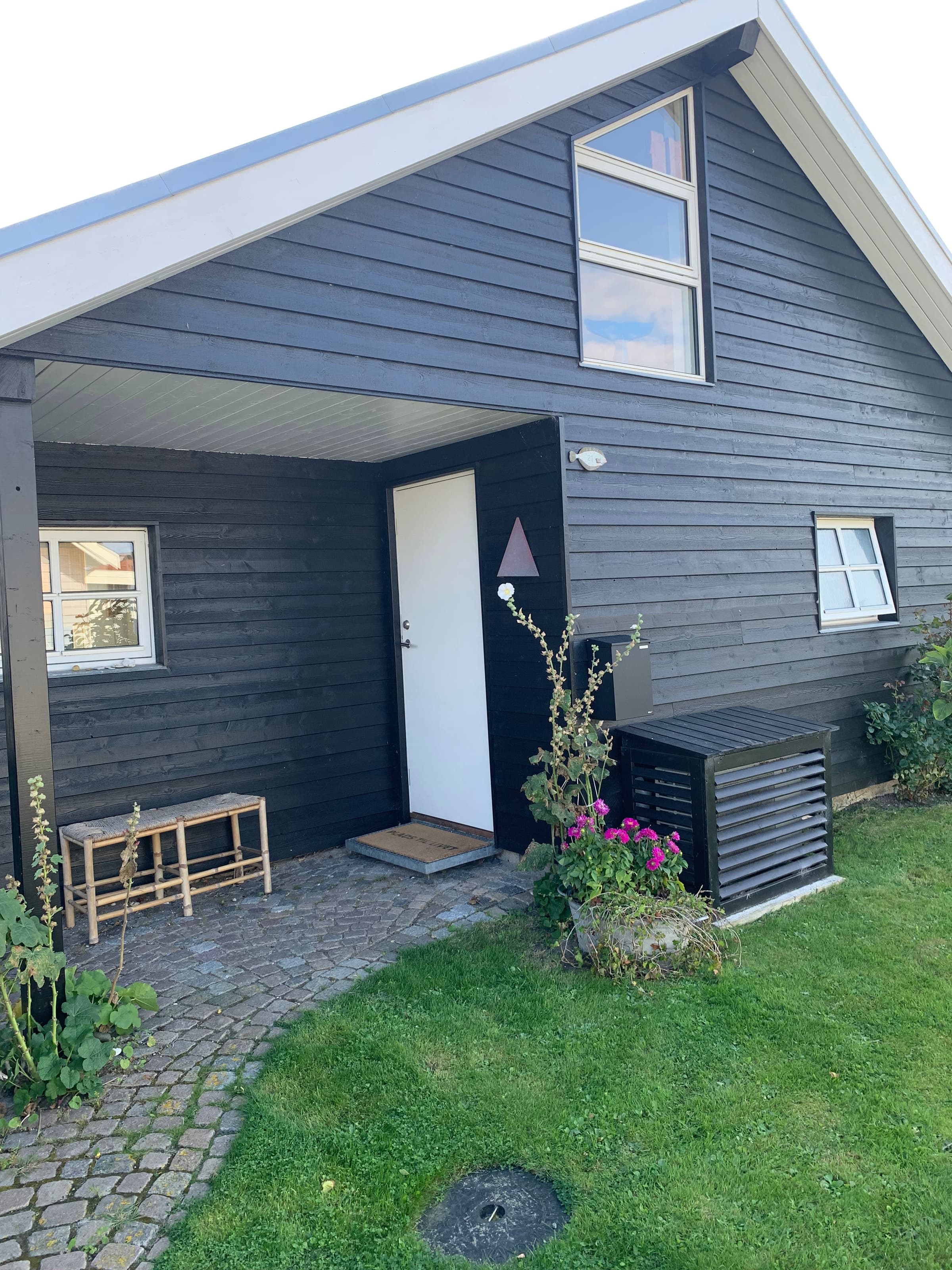 Hyggeligt sommerhus ved Hasmark Strand - billede 1