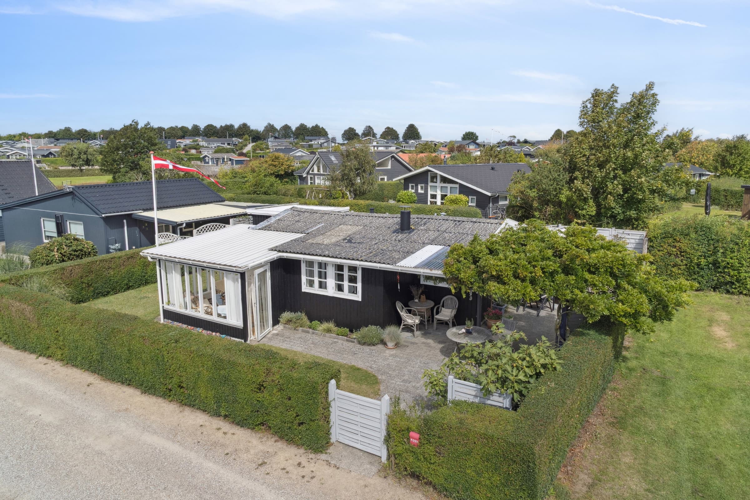Klassisk sommerhus idyl - billede 1