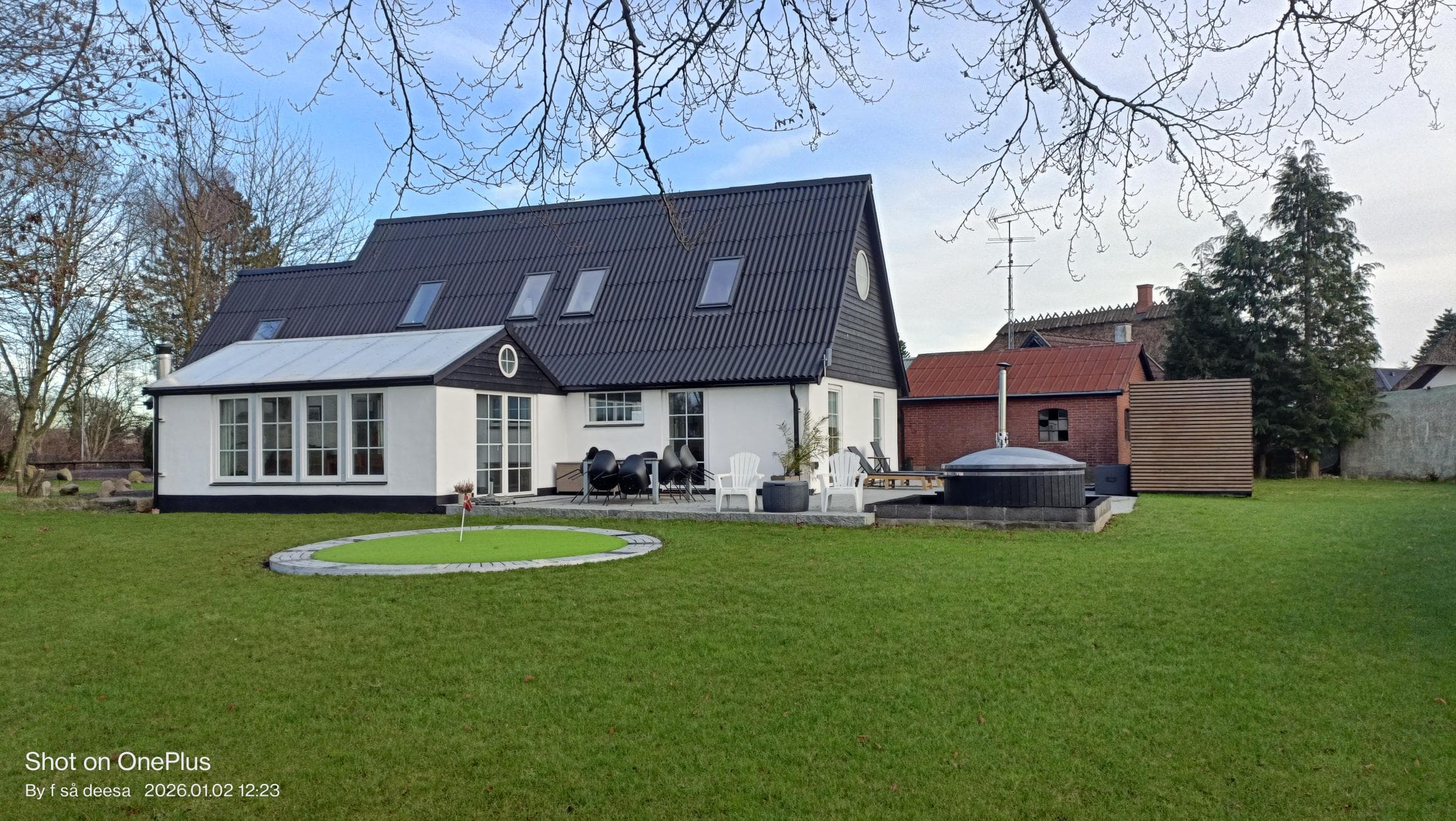 Bo lækkert i naturskønne omgivelser - billede 1