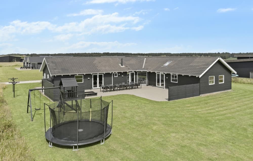 Sommerhus med pool i Nr. Lyngby - billede 1