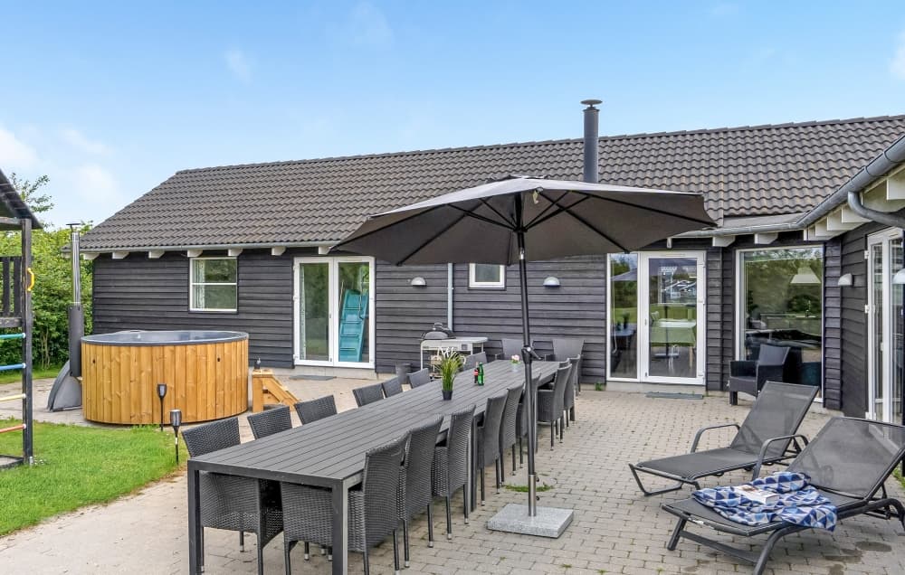 Sommerhus med pool og vildmarksbad på Als - billede 1