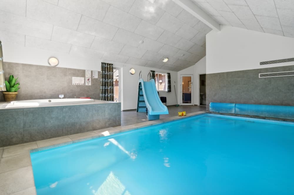 Sommerhus med pool i Ho ved Blåvand - billede 1