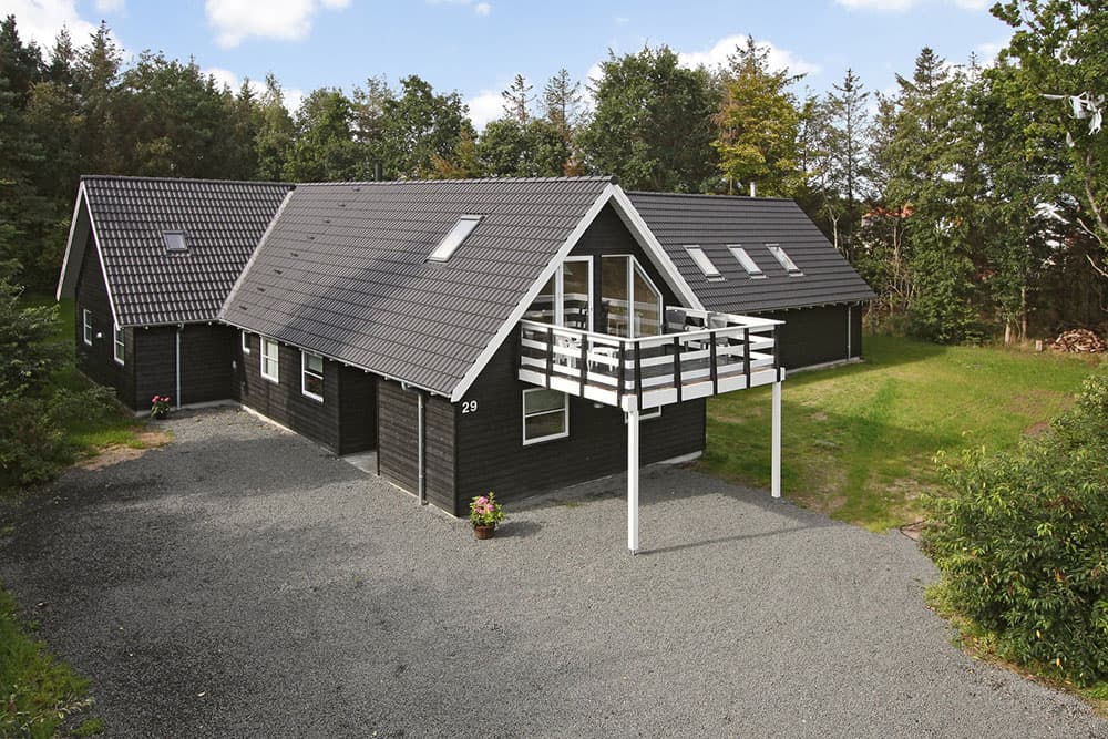 Stort sommerhus i Ho med plads til 22 personer. - billede 1