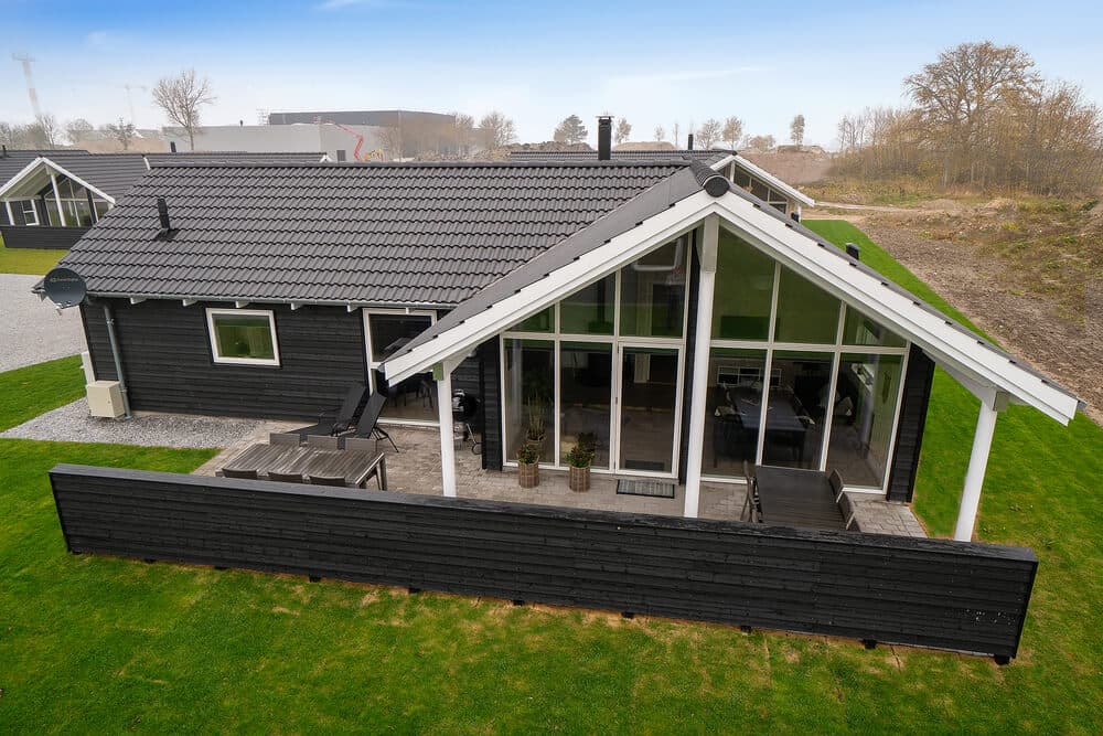Skønt sommerhus med spabad og sauna til 10 personer i Ostseeresort Olpenitz - billede 1