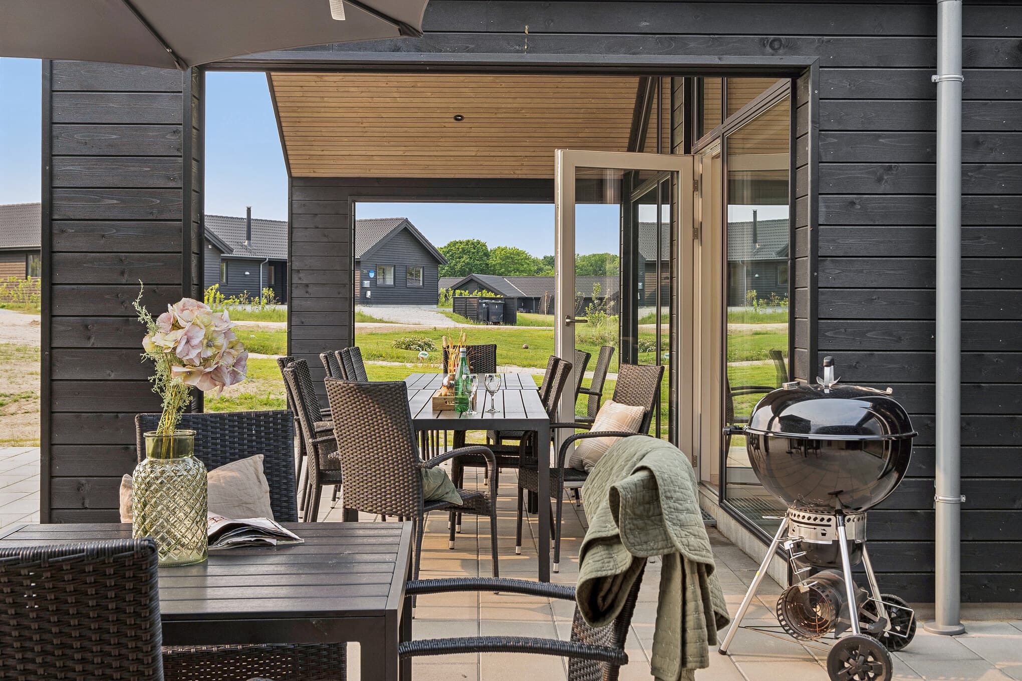 Luksussommerhus i Mommark: Ideelt til storfamilien eller vennerne – pool, spa og aktivitetsrum - billede 1