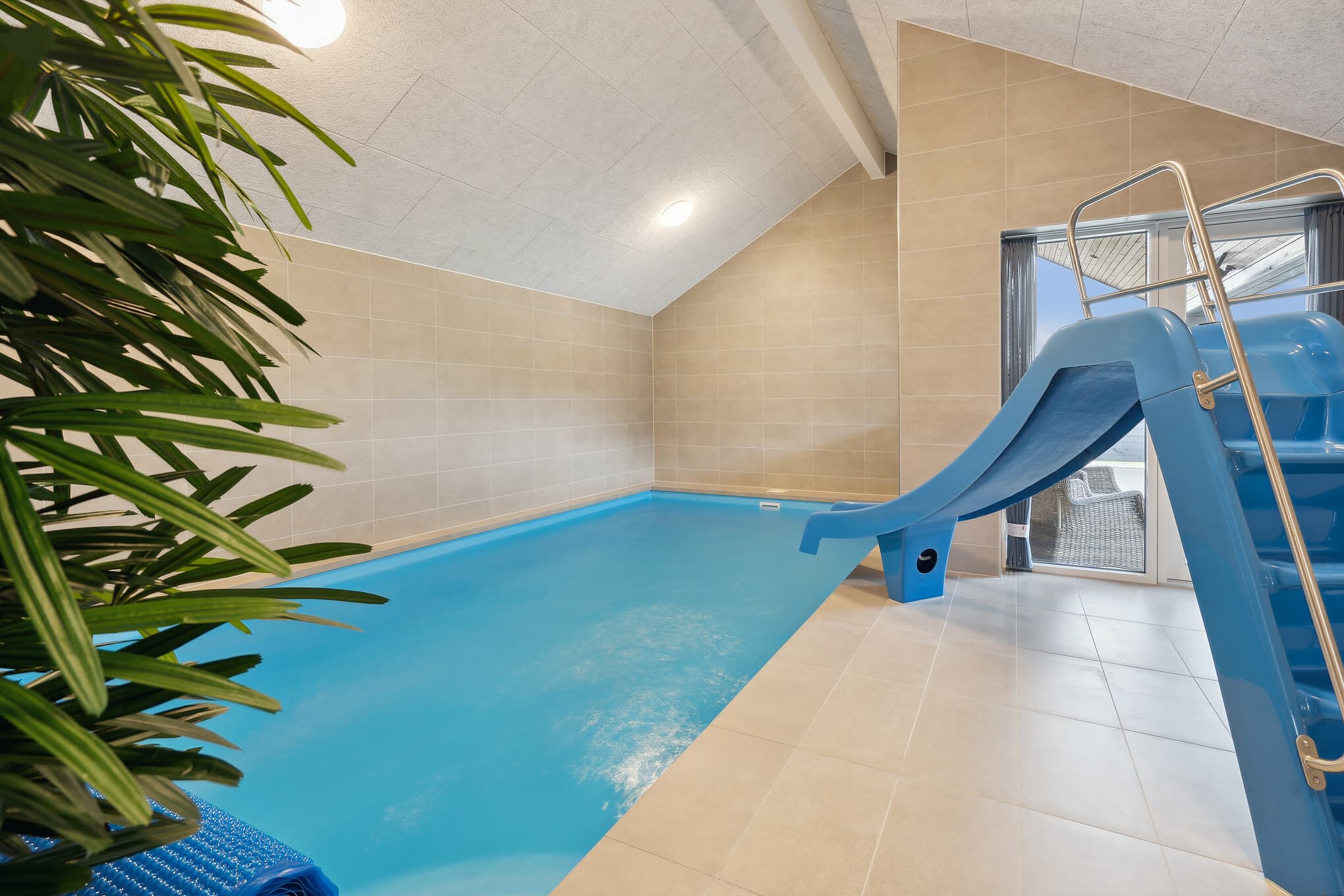 Luksuriøst Sammenhus™ med pool, aktivitetsrum og XL-køkken – ferie for op til 26 personer - billede 1